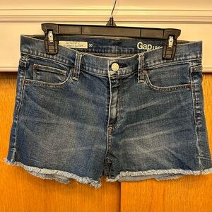 GAP SUMMER SHORTS